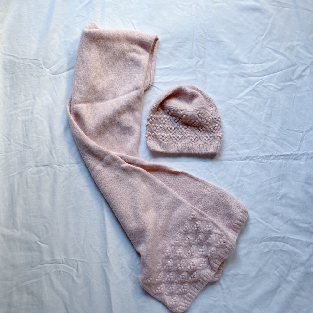 Lord and Taylor pink cashmere hat and scarf